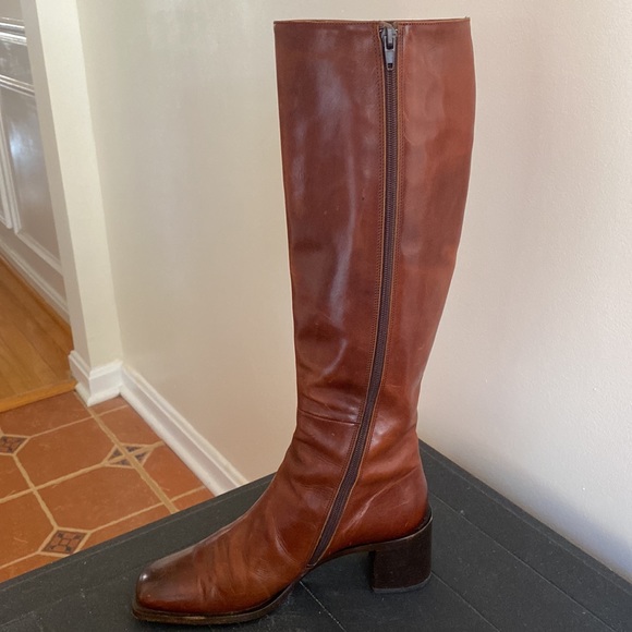 Old money- Boots. Beautiful color, real soft leather. High quality style. - Picture 2 of 13